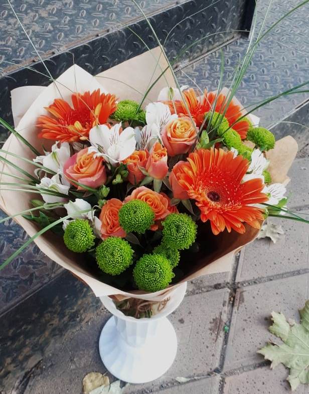 Букет цветов из: Герберы, Хризантемы, Альстромерии и Розы в Тербунах