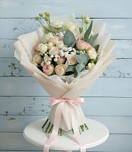Букет цветов из:  Розы и Лизиантусы в Тербунах