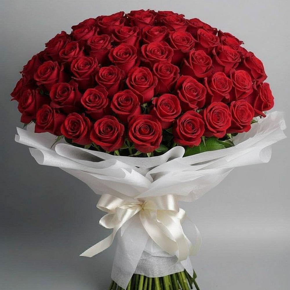 Букет 101 Красная роза Блэк Мэджик в Тербунах