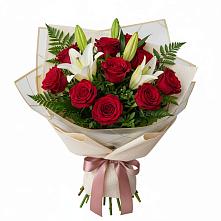 Букет цветов из:  Лилии и Розы в Тербунах