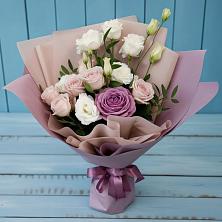 Букет цветов из:  Розы и Лизиантусы в Тербунах
