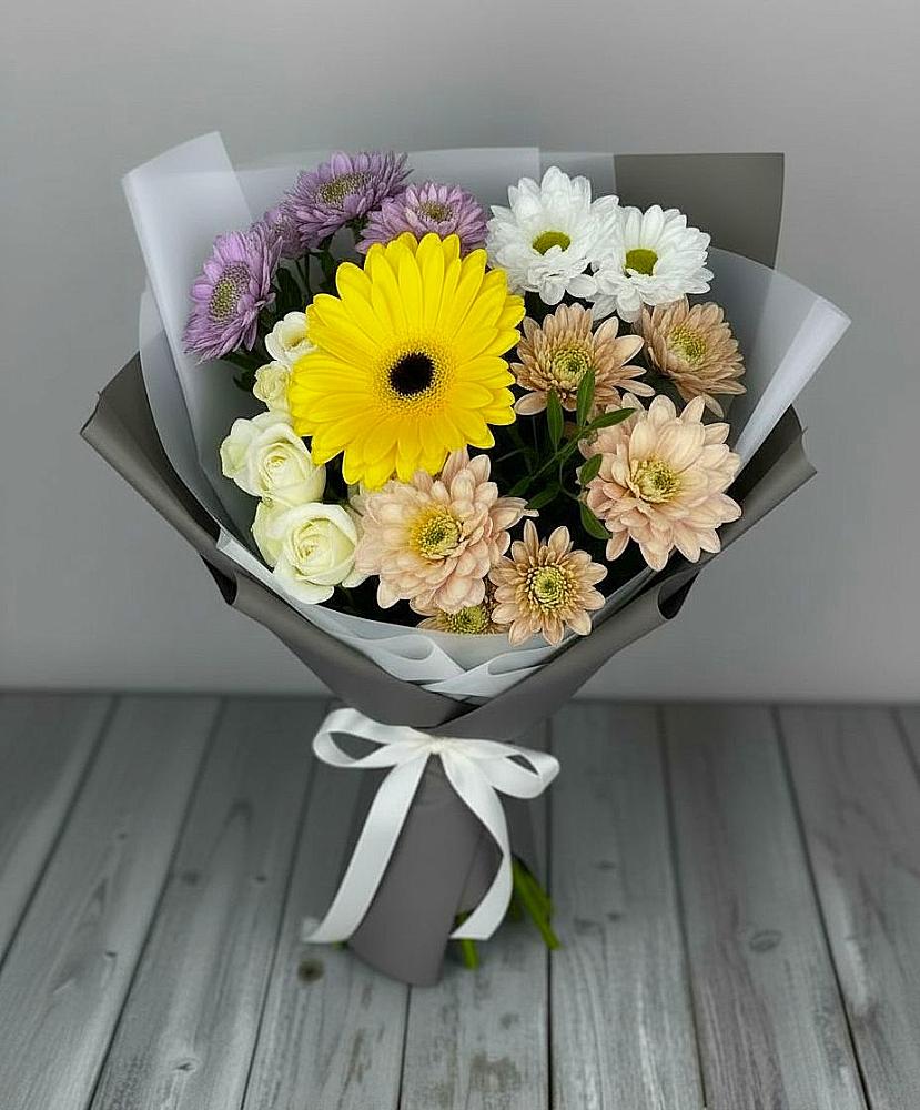 Букет цветов из: Розы, Герберы и Хризантемы в Тербунах