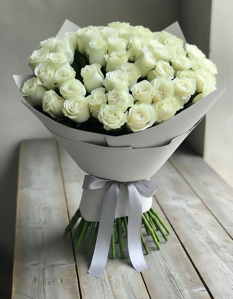 Букет 35 Белых роз в Тербунах