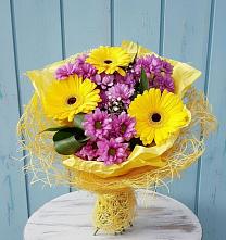 Букет цветов из:  Хризантемы и Герберы в Тербунах