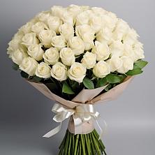 Букет 101 беля роза Белоснежка в Тербунах