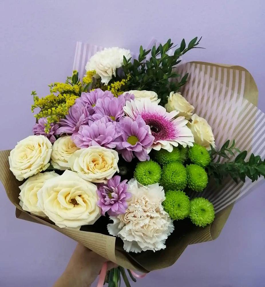 Букет цветов из: Хризантемы, Розы, Гвоздики и Герберы в Тербунах