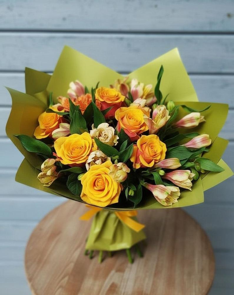 Букет цветов из: Альстромерии и Розы в Тербунах