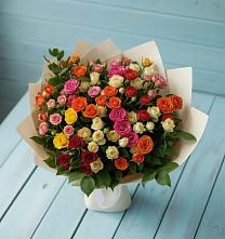 Букет Микс из разноцветных кустовых роз в Тербунах